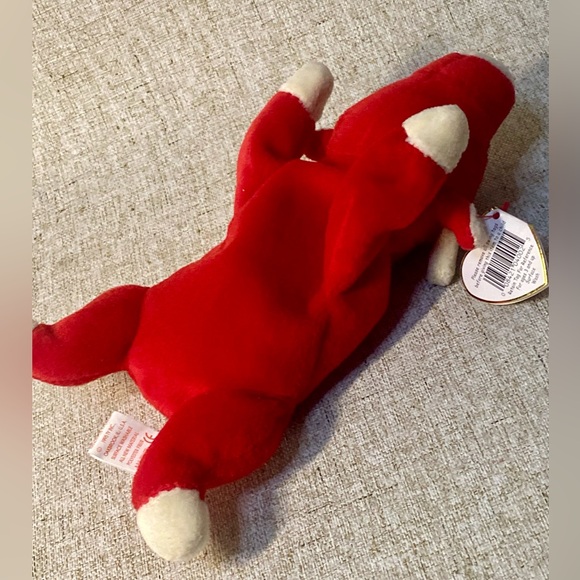 💥Although Snort is not so tall
He loves to play basketball
He is a star player - Picture 7 of 10